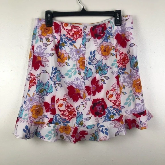NWT Lulus White Floral Skirt - Picture 6 of 8